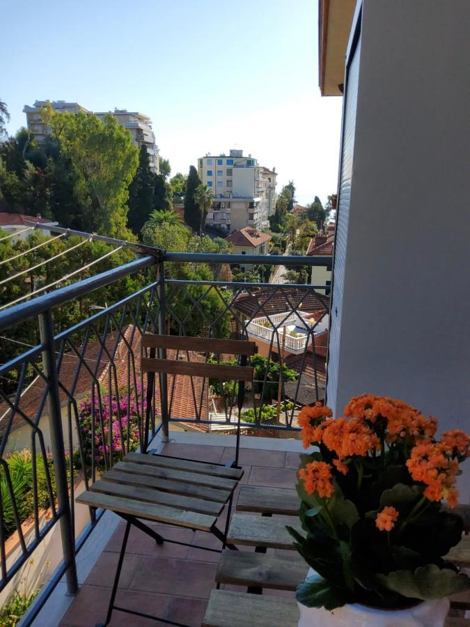 Casa Francesca Con Parcheggio Gratuito Appartement San Remo Buitenkant foto