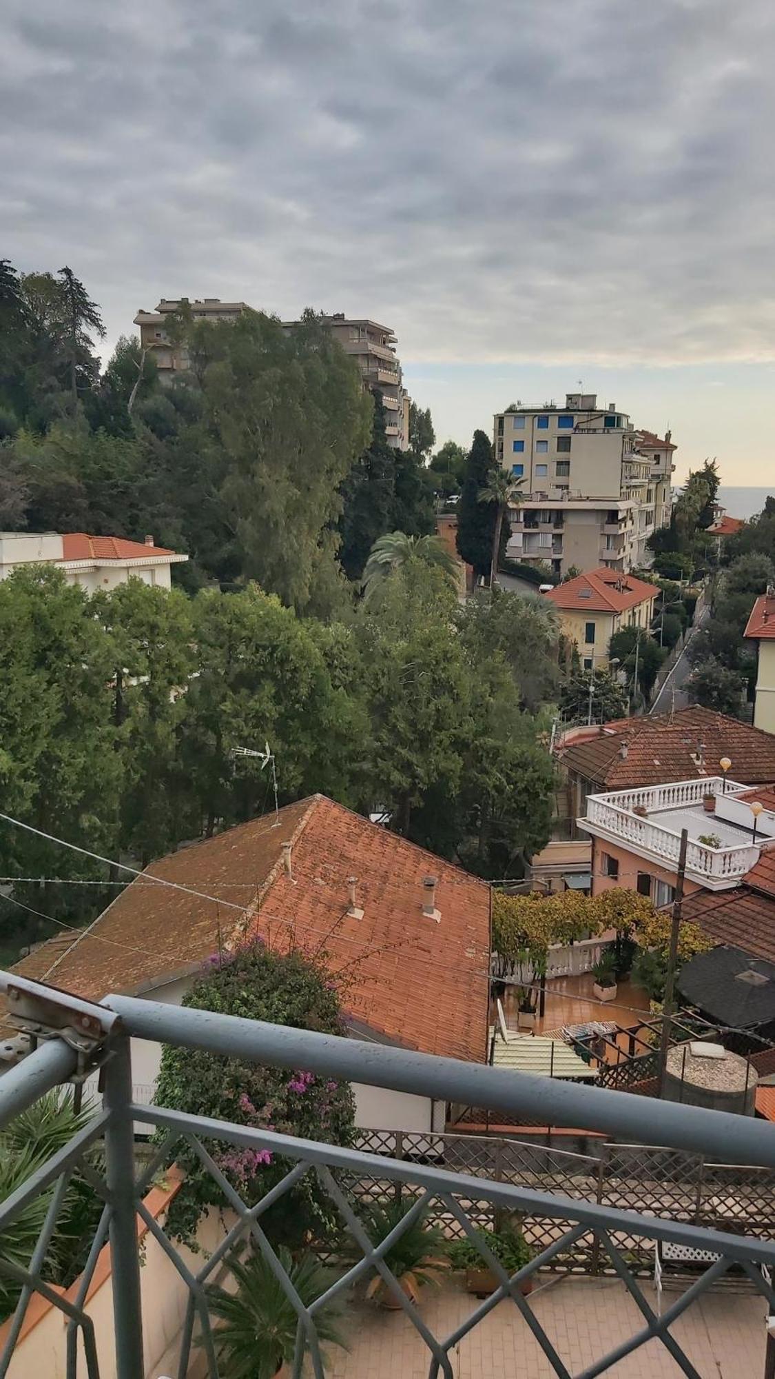 Casa Francesca Con Parcheggio Gratuito Appartement San Remo Buitenkant foto