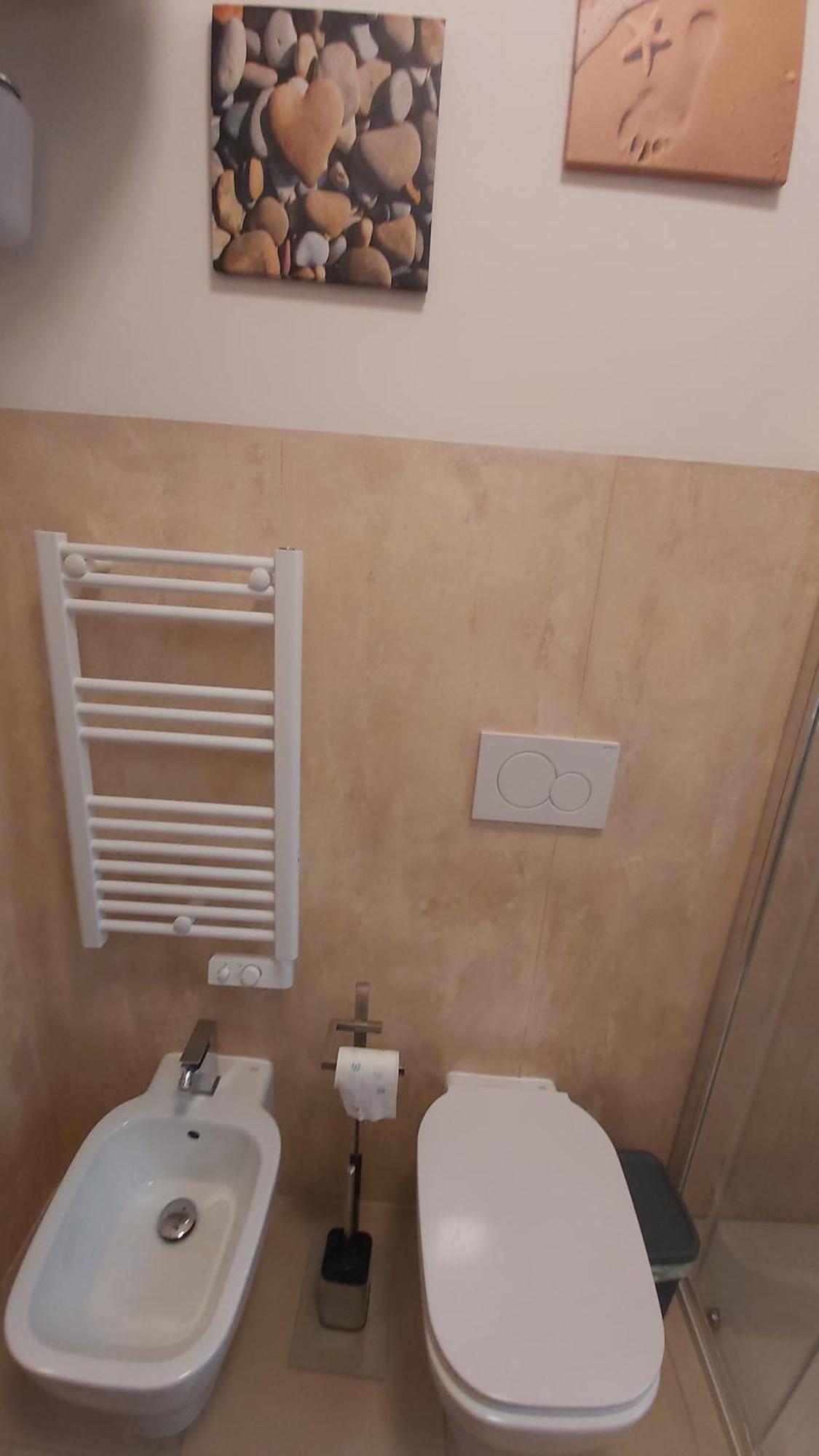 Casa Francesca Con Parcheggio Gratuito Appartement San Remo Buitenkant foto